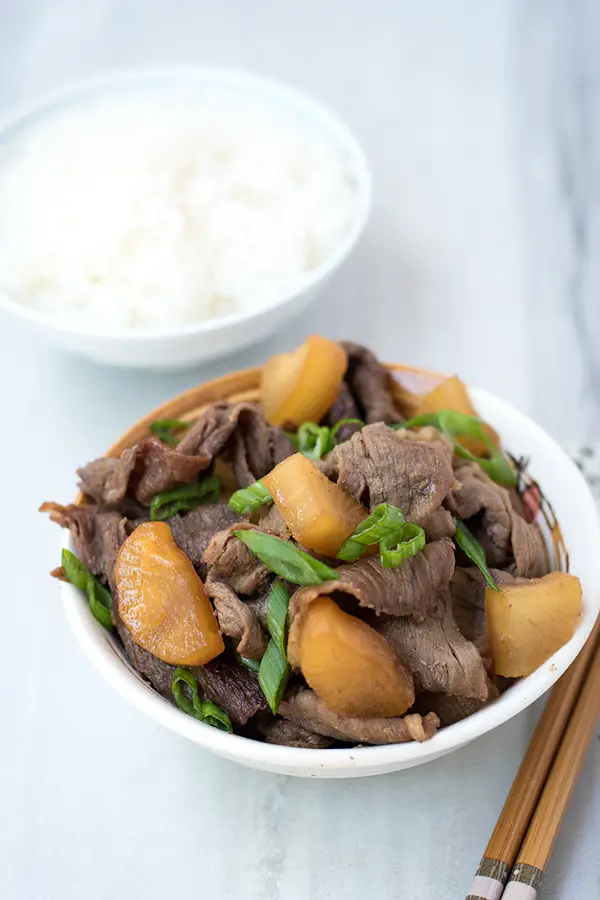 Beef with Daikon Radish | Contemplating Sweets